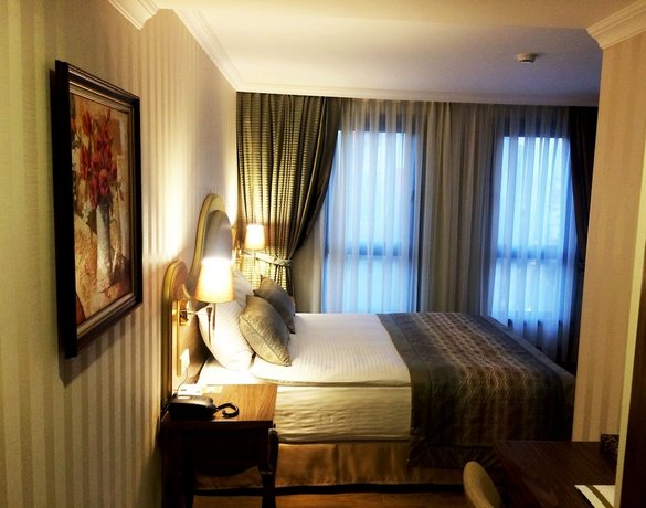 Realstar Hotel