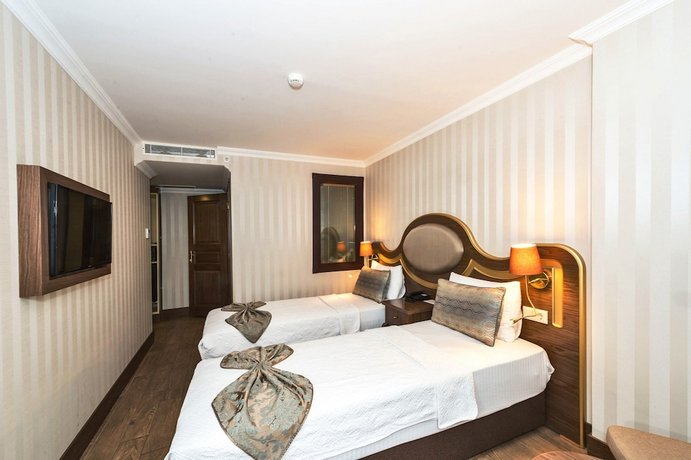 Realstar Hotel