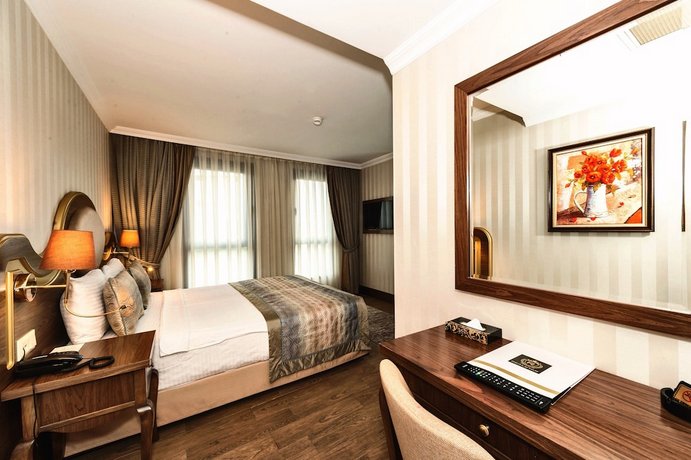 Realstar Hotel