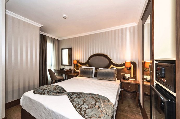Realstar Hotel