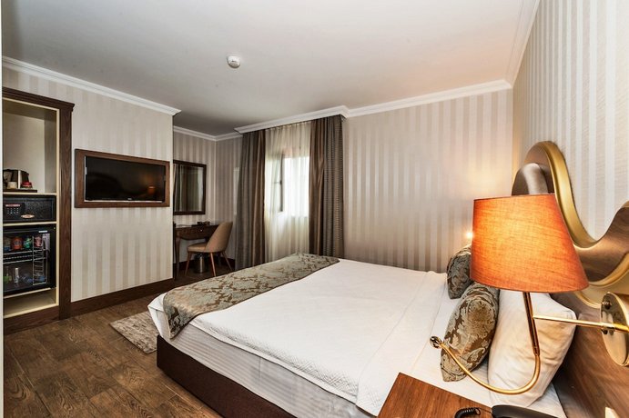 Realstar Hotel