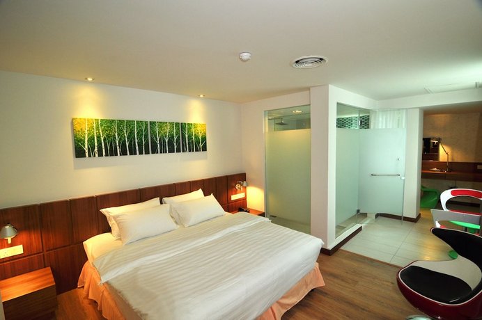 French Hotel