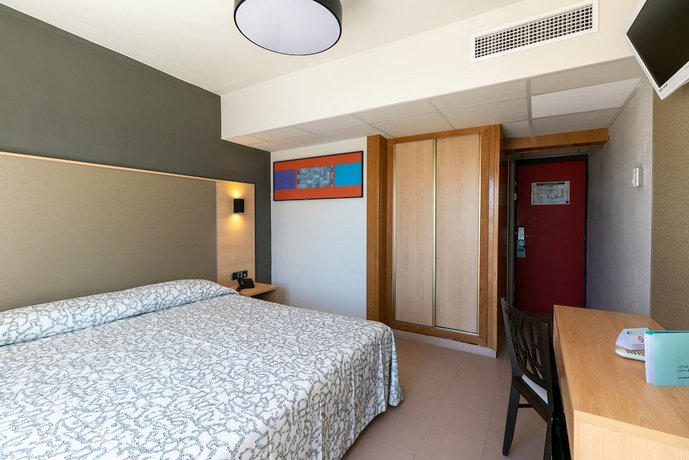 The Red Hotel - Adults Only