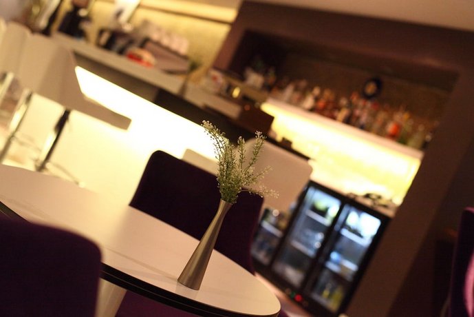 No 19 Boutique Hotel