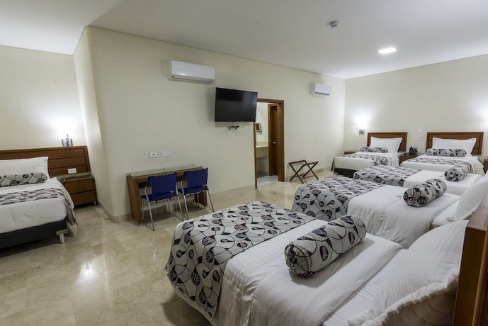 Hotel Dorado La 70