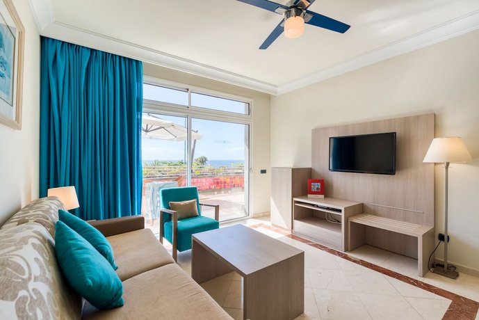 Holiday Club Playa Amadores