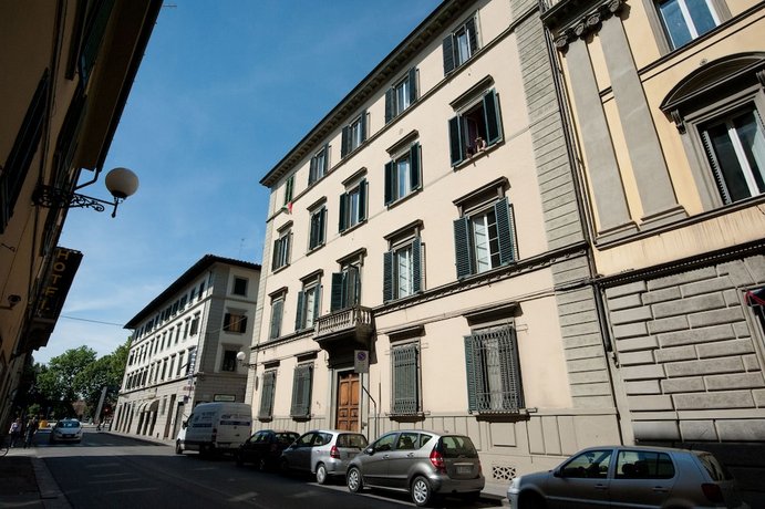 Ridolfi Guest House