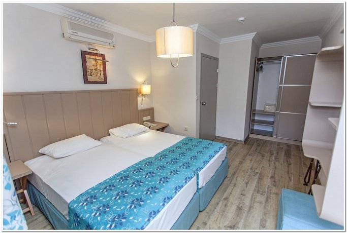 Prince Apart Hotel