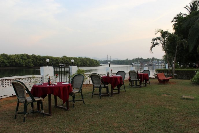 The Byke Old Anchor - A Beach Front Resort