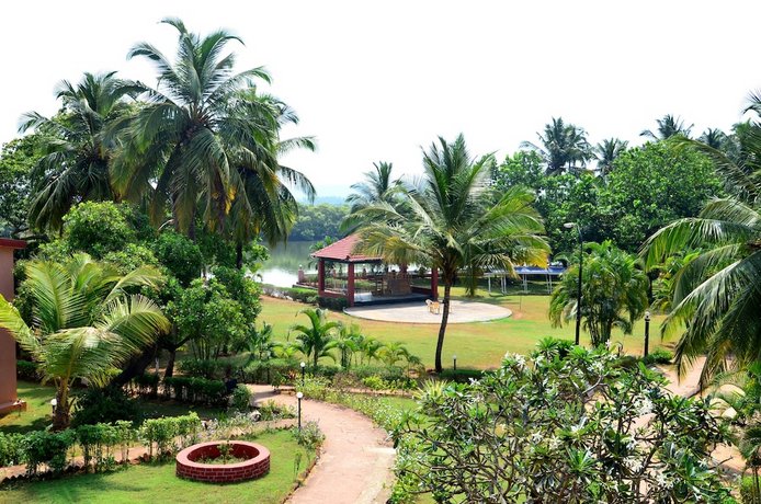 The Byke Old Anchor - A Beach Front Resort