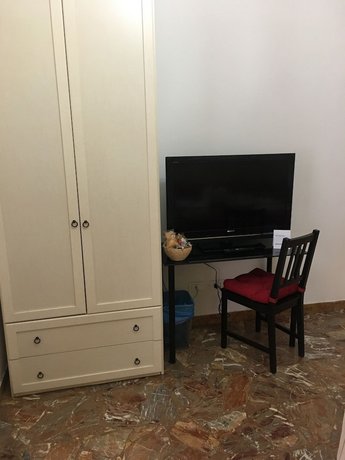 Damiani & Sister Guesthouse