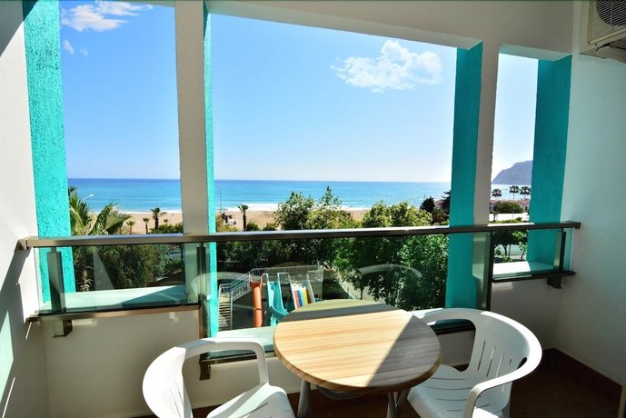 Ananas Otel