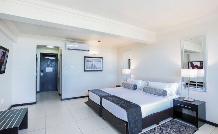 Blue Waters Hotel