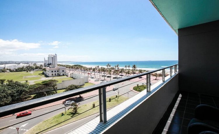 Blue Waters Hotel