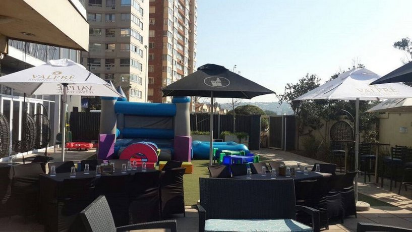 Blue Waters Hotel