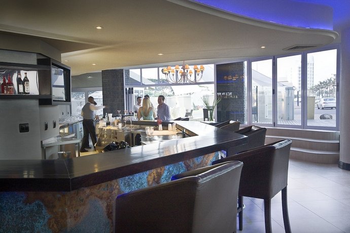 Blue Waters Hotel