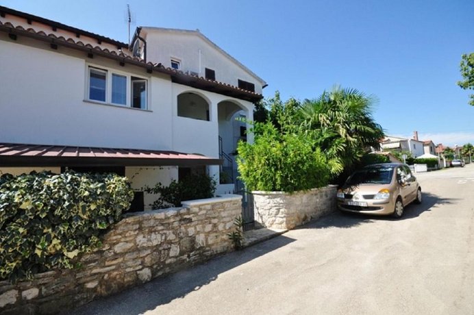 Mira Apartments Novigrad
