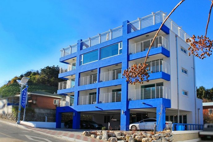 Marine Pension Sokcho