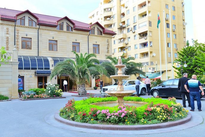 Lake Palace Hotel Baku