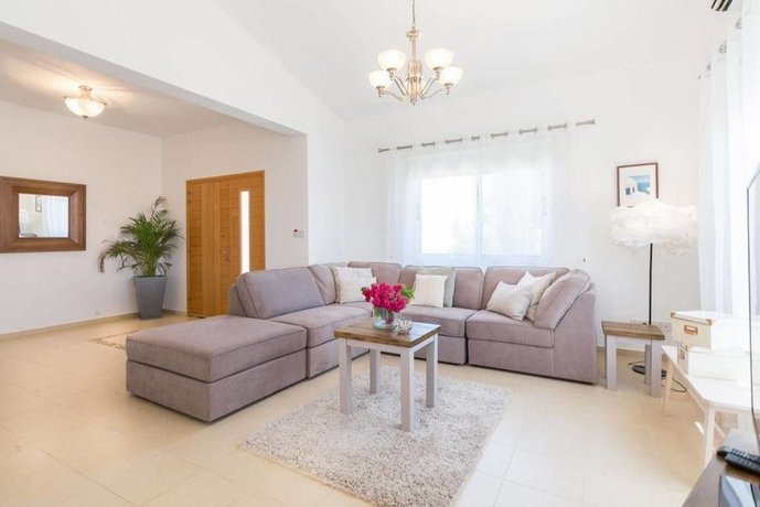Villa Linda Peyia