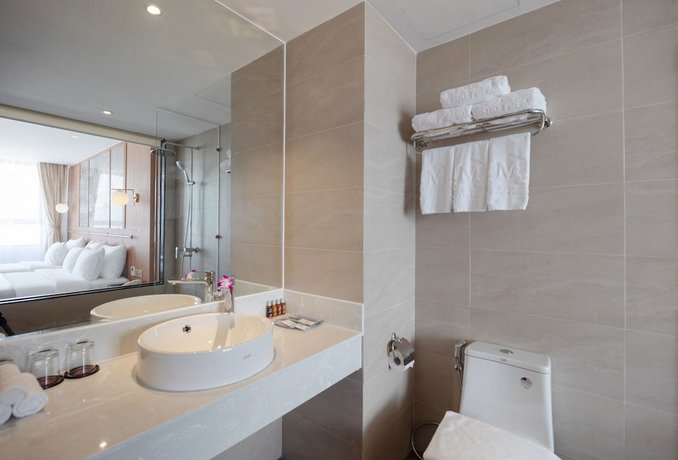 Majestic Premium Hotel