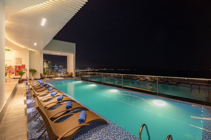 Majestic Premium Hotel