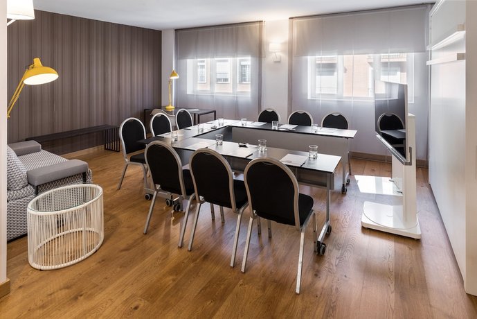 Conference_Room