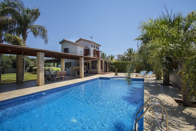 Ayia Napa Villa Magnolia
