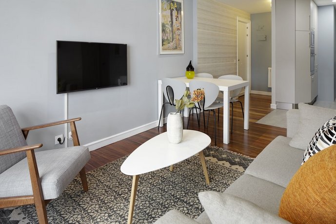 Be Bop Apartment by FeelFree Rentals