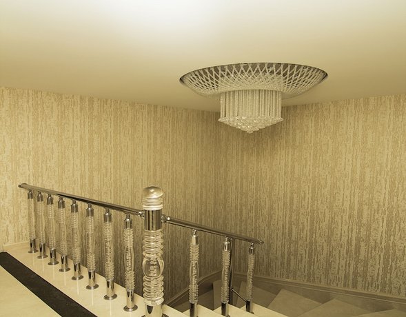 Vertu Hotel