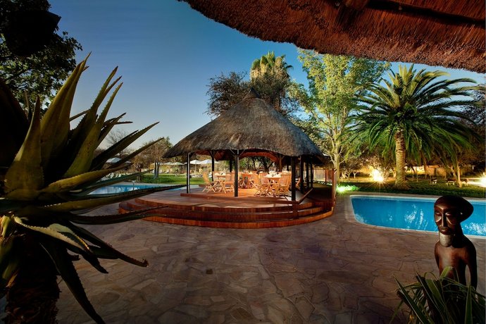 Mokuti Etosha Lodge