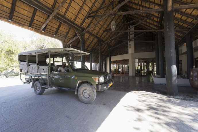 Mokuti Etosha Lodge