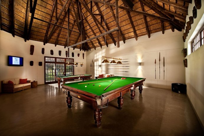 Mokuti Etosha Lodge