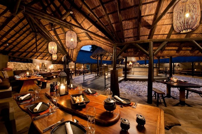 Mokuti Etosha Lodge