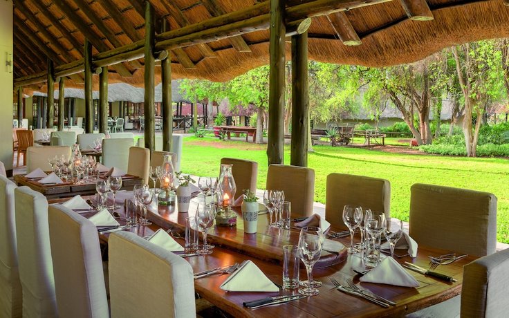 Mokuti Etosha Lodge