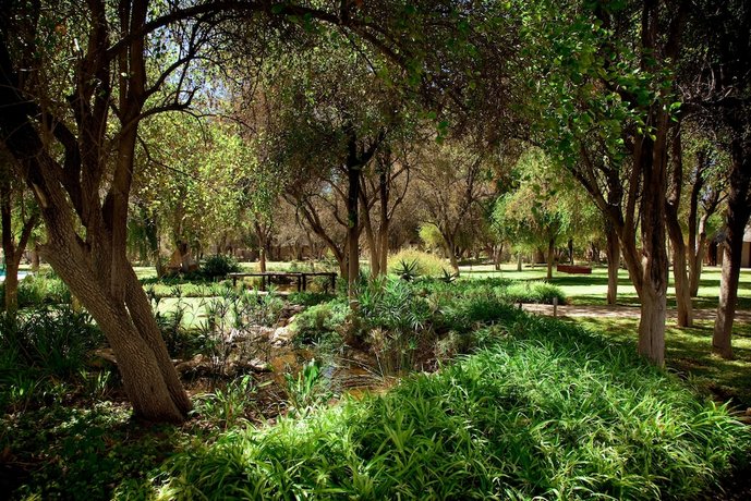 Mokuti Etosha Lodge