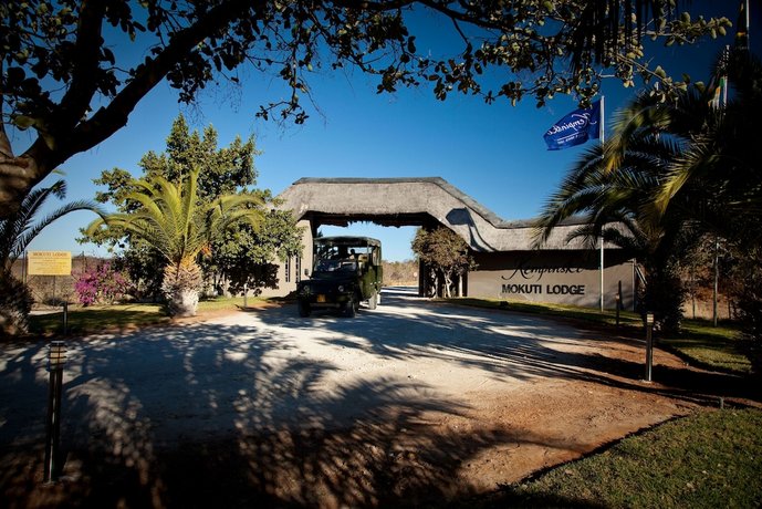 Mokuti Etosha Lodge