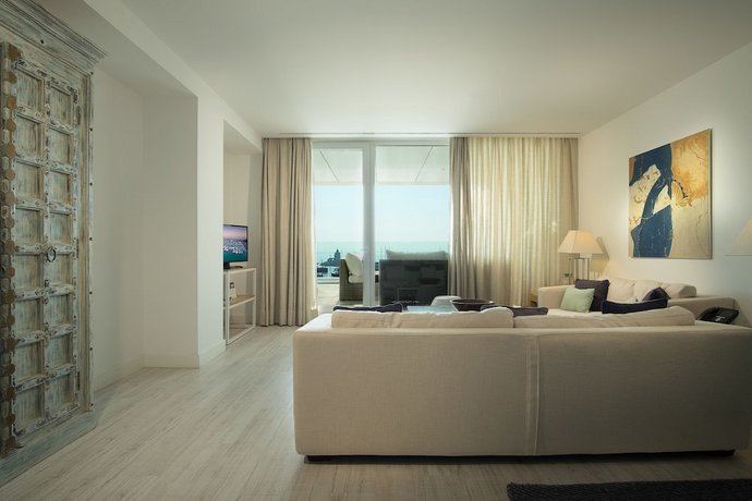 Suites Puerto Sherry