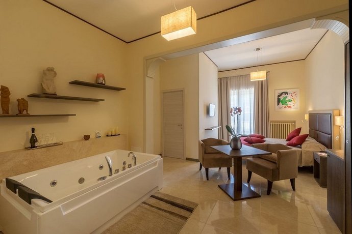 Felice Sud Private SPA