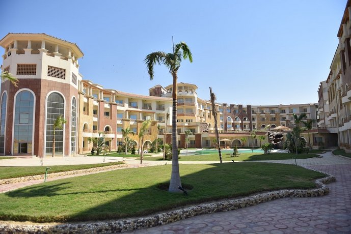 Royal Beach Resort Hurghada