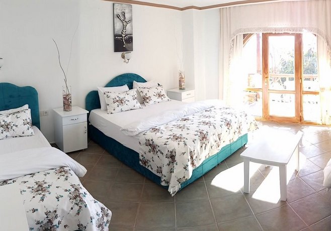 Dolphin Boutique Hotel