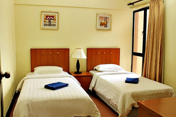 1st Choice Vacation Apartments@ Marina Court Resort Resort