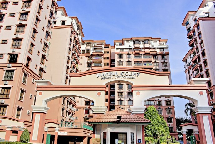 1st Choice Vacation Apartments@ Marina Court Resort Resort