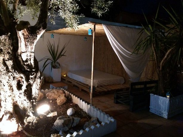 NWT Paradise Urban Hostel