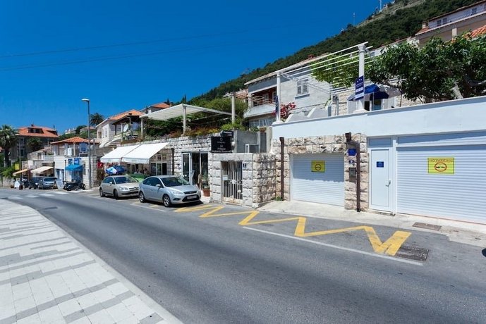 Apartments Zicara