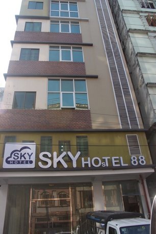 SKY HOTEL 88 ST