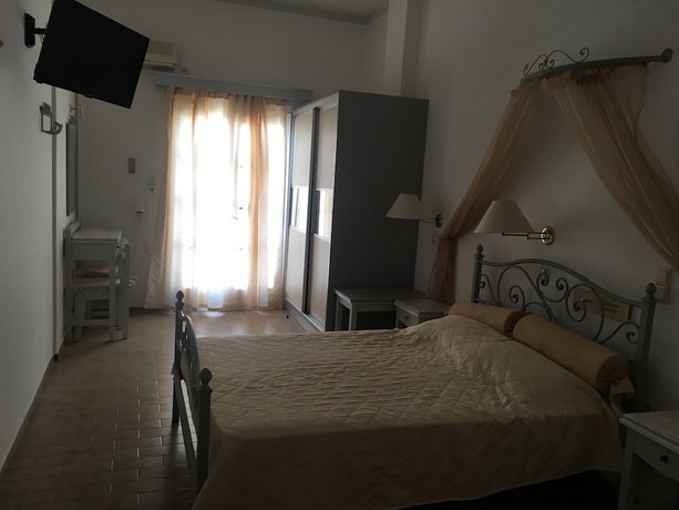 Hotel Avra Santorini