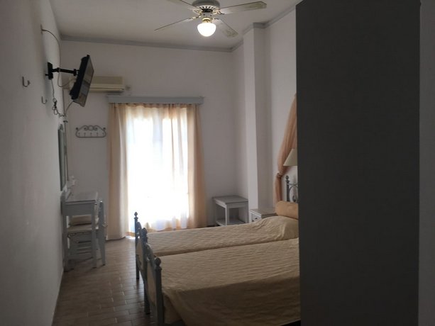 Hotel Avra Santorini