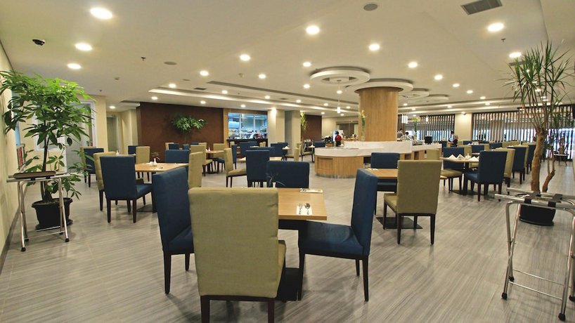Horison Sky Kualanamu