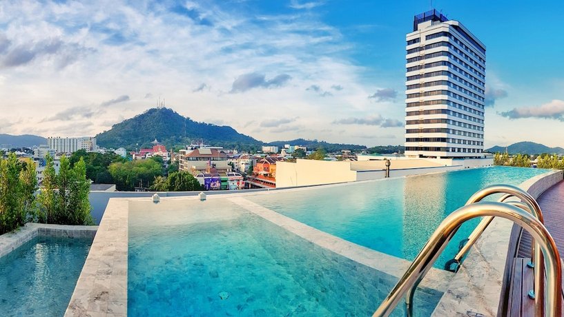 EcoLoft Hotel